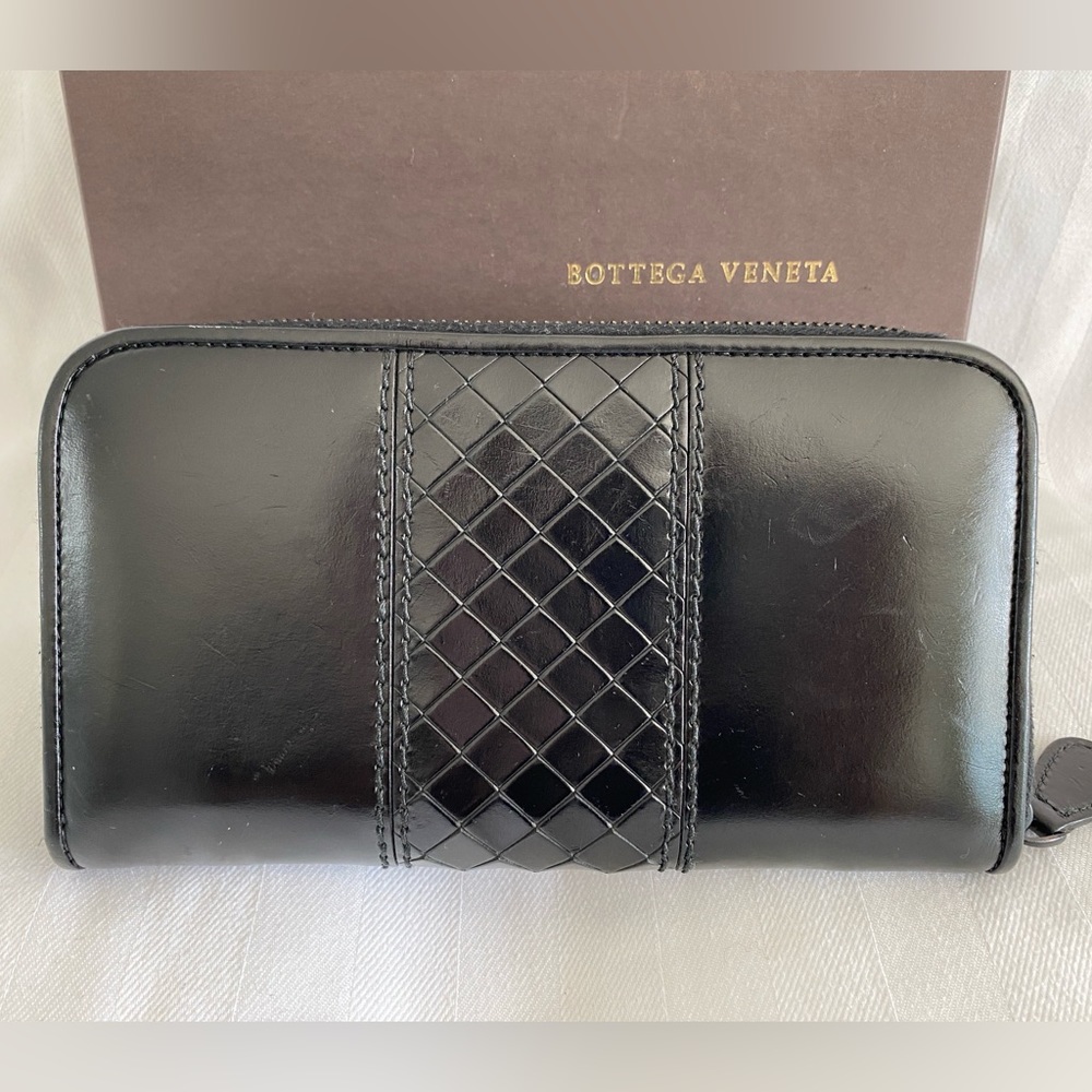 BOTTEGA VENETTA Black Intrecciato Leather Long Zippy Wallet
